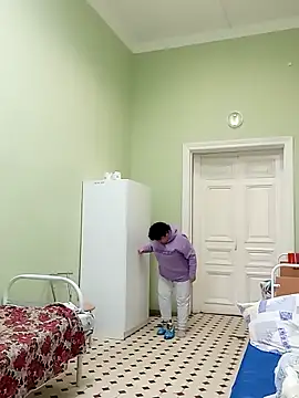 FantasyMichelle online show from 02/01/25, 09:43