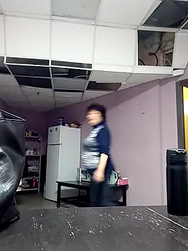 FantasyMichelle online show from 04/12/26, 06:33