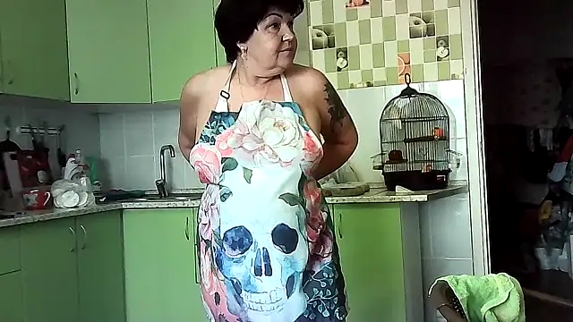 FantasyMichelle online show from 10/04/25, 11:56