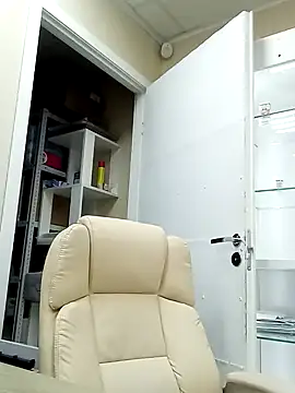 FantasyMichelle online show from 01/12/25, 07:00