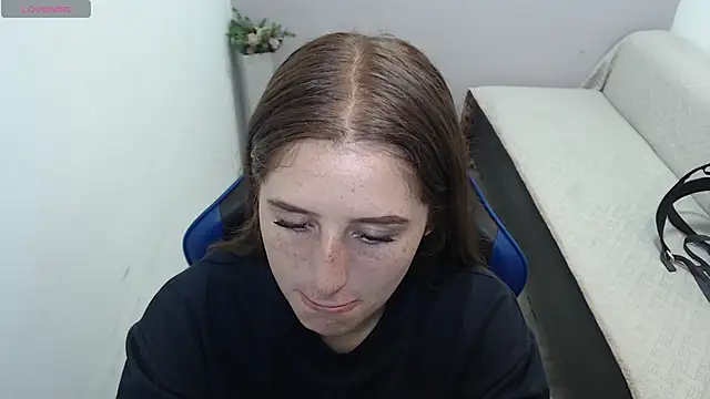 valerie diaz1 online show from 11/08/25, 02:20