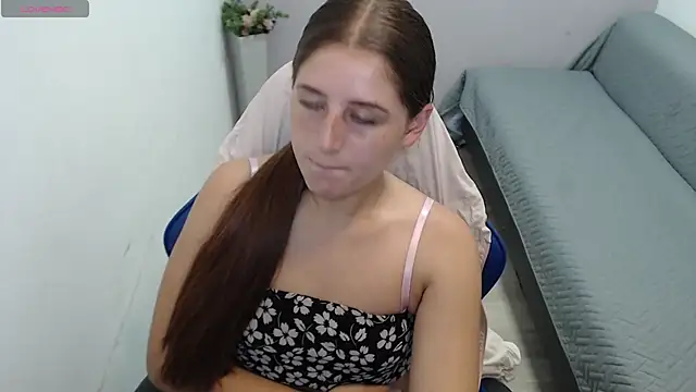 valerie diaz1 online show from 11/22/25, 01:32