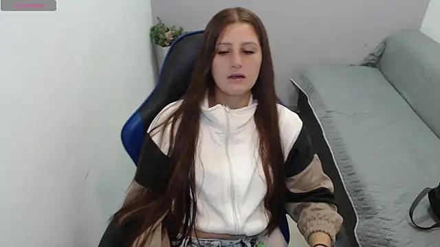 valerie diaz1 online show from 10/16/25, 01:19