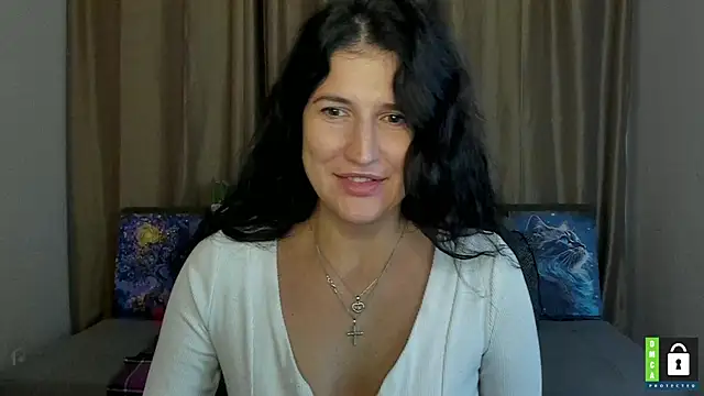 Alianna Solo Kisses online show from 10/08/25, 05:31