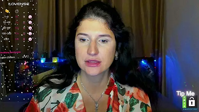 Alianna Solo Kisses online show from 12/05/25, 06:23