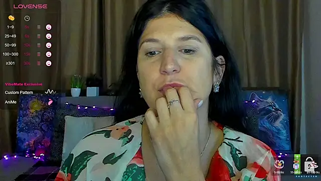 Alianna Solo Kisses online show from 10/17/25, 05:44