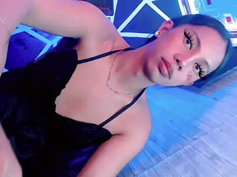 whiteladyboy online show from 11/11/25, 07:14