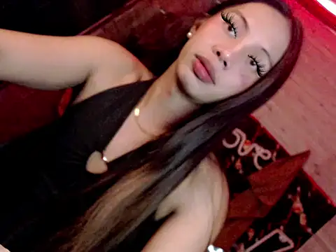 whiteladyboy online show from 11/14/25, 07:28