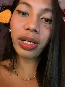 whiteladyboy online show from 10/24/25, 08:08