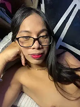 whiteladyboy online show from 11/24/25, 01:11