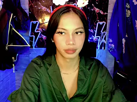 whiteladyboy online show from 12/20/25, 04:15