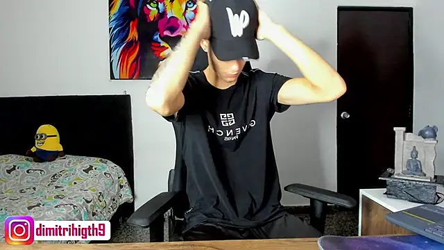 Snapshot of god_drake chatting on 12/31/24, 08:48 god drake online show from 12/31/24, 08:48