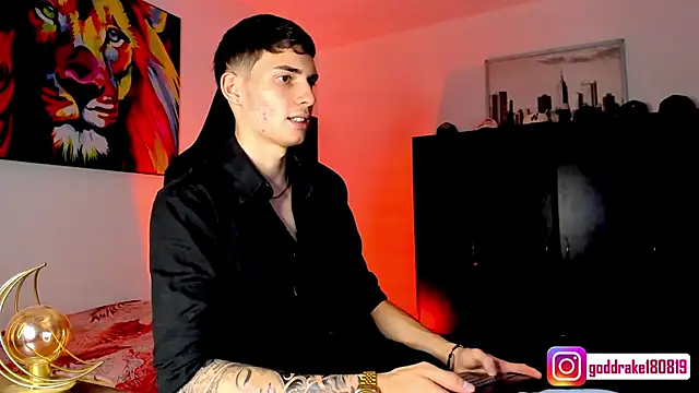 Snapshot of god_drake chatting on 12/10/24, 10:26 god drake online show from 12/10/24, 10:26