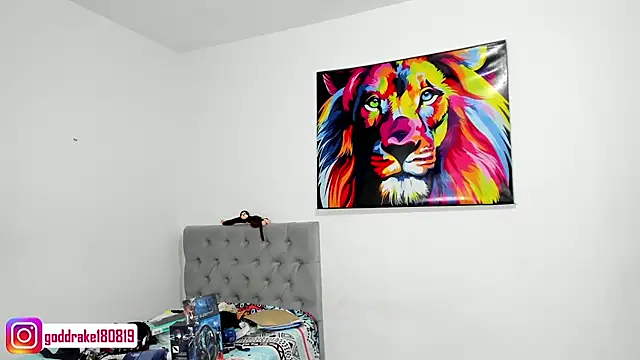 Snapshot of god_drake chatting on 01/21/25, 04:10 god drake online show from 01/21/25, 04:10