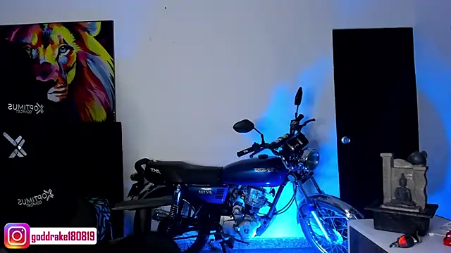 Snapshot of god_drake chatting on 01/03/25, 04:06 god drake online show from 01/03/25, 04:06