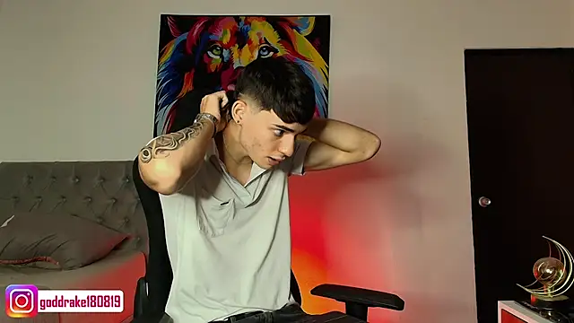 Snapshot of god_drake chatting on 02/12/25, 10:15 god drake online show from 02/12/25, 10:15