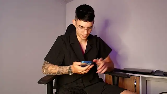 god drake online show from 04/13/26, 05:33