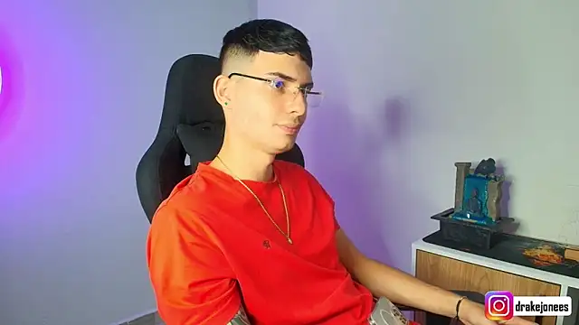 god drake online show from 04/22/26, 01:23