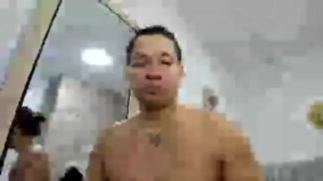 Snapshot of Valerioe chatting on 02/23/26, 02:06 Valerioe online show from 02/23/26, 02:06