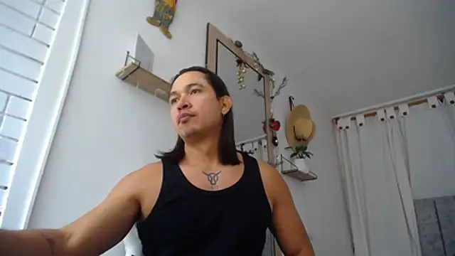 Valerioe online show from 12/05/25, 01:32