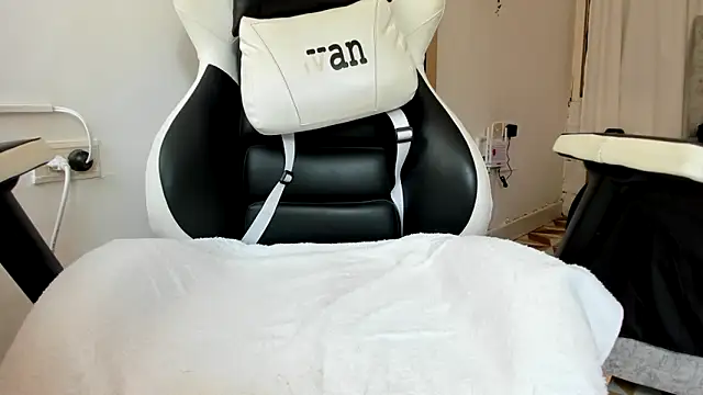 Valerioe online show from 09/22/25, 01:39