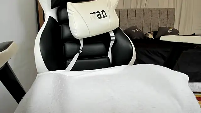 Valerioe online show from 09/18/25, 01:47