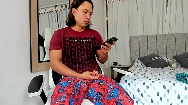 Valerioe online show from 10/22/25, 01:54