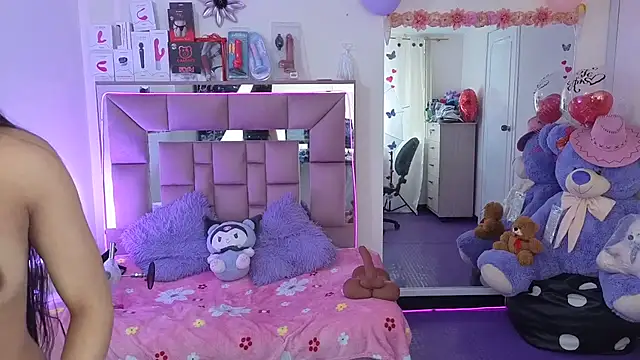 Snapshot of AriadnaCappelletty chatting on 12/02/25, 03:58 AriadnaCappelletty online show from 12/02/25, 03:58