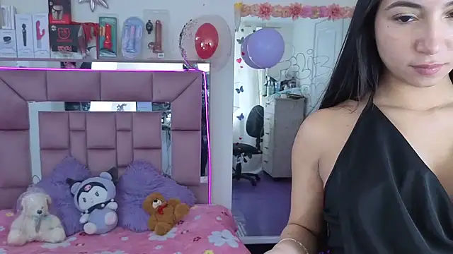 Snapshot of AriadnaCappelletty chatting on 11/10/25, 04:34 AriadnaCappelletty online show from 11/10/25, 04:34