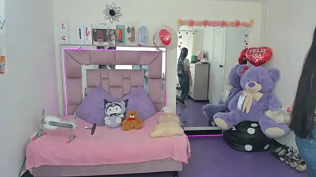 Snapshot of AriadnaCappelletty chatting on 11/01/25, 03:39 AriadnaCappelletty online show from 11/01/25, 03:39