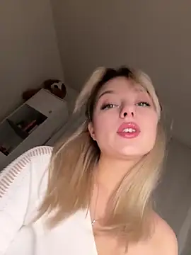 Blonde20 online show from 11/13/25, 12:58