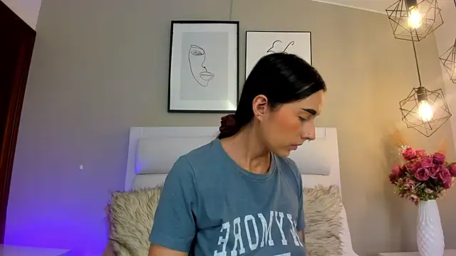 helen mooree online show from 02/19/26, 12:46