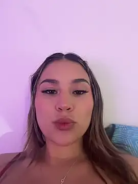 AntonelaDaly online show from 11/26/25, 05:02