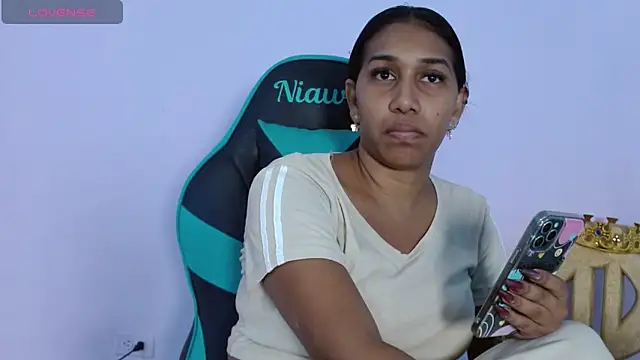 Kristel lee online show from 01/08/26, 03:07