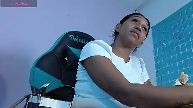 Kristel lee online show from 01/09/26, 03:19