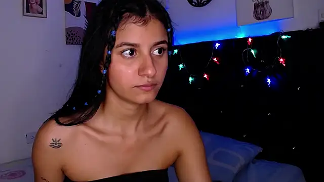 Snapshot of floweer_ chatting on 02/03/25, 06:39 floweer online show from 02/03/25, 06:39