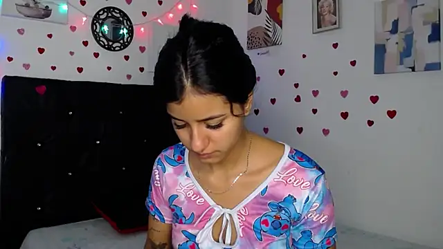 Snapshot of floweer_ chatting on 03/07/25, 01:51 floweer online show from 03/07/25, 01:51