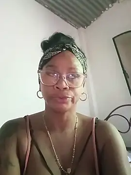 Melanie candy  online show from 01/14/26, 06:55