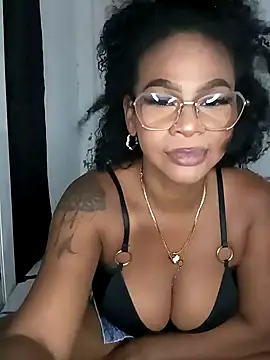 Melanie candy  online show from 01/26/25, 01:20