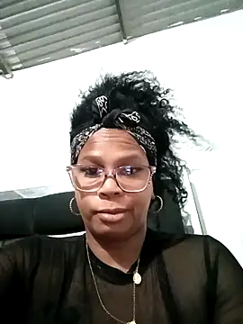 Melanie candy  online show from 10/01/25, 10:02