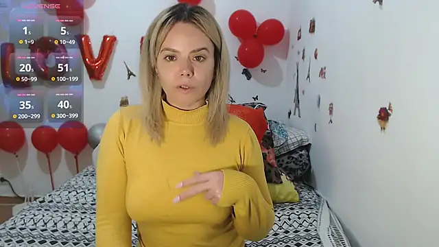 hotmilf4uxxx online show from 03/23/26, 10:48