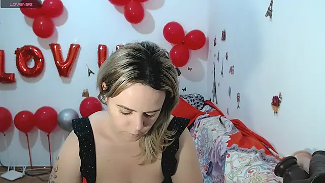 hotmilf4uxxx online show from 03/05/26, 11:51