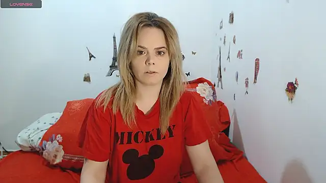 hotmilf4uxxx online show from 02/02/26, 11:09