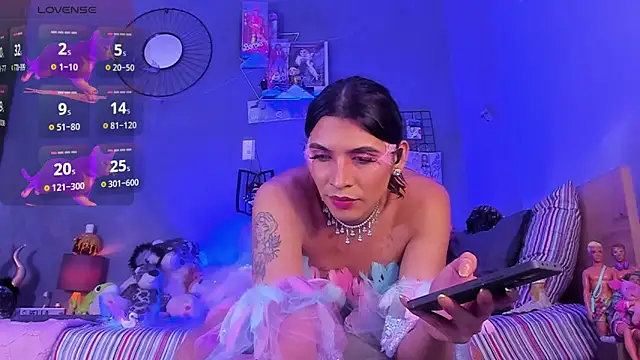 tiffbeatiful online show from 10/30/25, 09:18