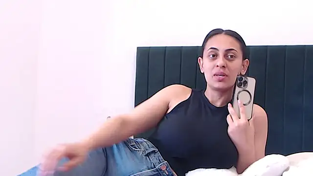 Aimeclark online show from 03/26/26, 12:25