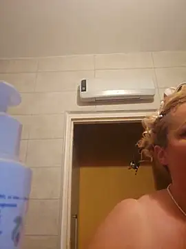 VirginiaNurse online show from 06/10/26, 07:37