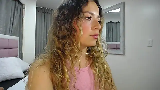IssadoraJames online show from 01/08/25, 06:31