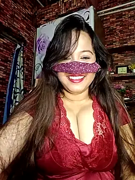 albelasummi702 online show from 09/28/25, 02:51