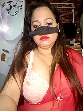 albelasummi702 online show from 04/07/26, 11:39