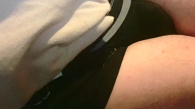 T0Yforeskin online show from 07/04/26, 09:19